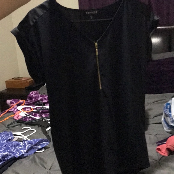 Black Express top - Picture 3 of 3